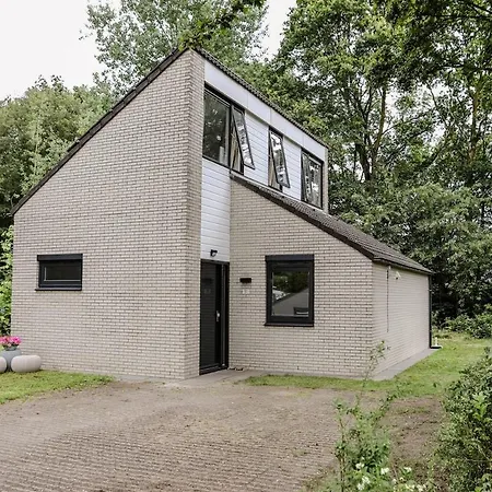 Moderne Woning Met Grote Prive Tuin 5p - Vp112 Дом отдыха *