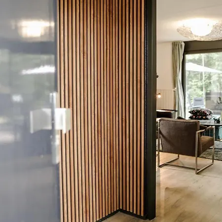 Дом отдыха Moderne Woning Met Grote Prive Tuin 5p - Vp112