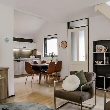 Moderne Woning Met Grote Prive Tuin 5p - Vp112 Дом отдыха Hoeven
